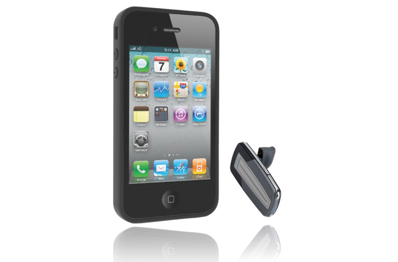 Illustration for article titled The iPhone 4 Case With a Built-in Bluetooth Headset